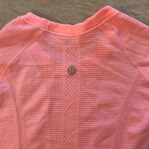 lululemon athletica Tops - Lululemon Pink Long Sleeve- Sz 2 lululemon athletica Tops - Lululemon Pink Long Sleeve- Sz 2